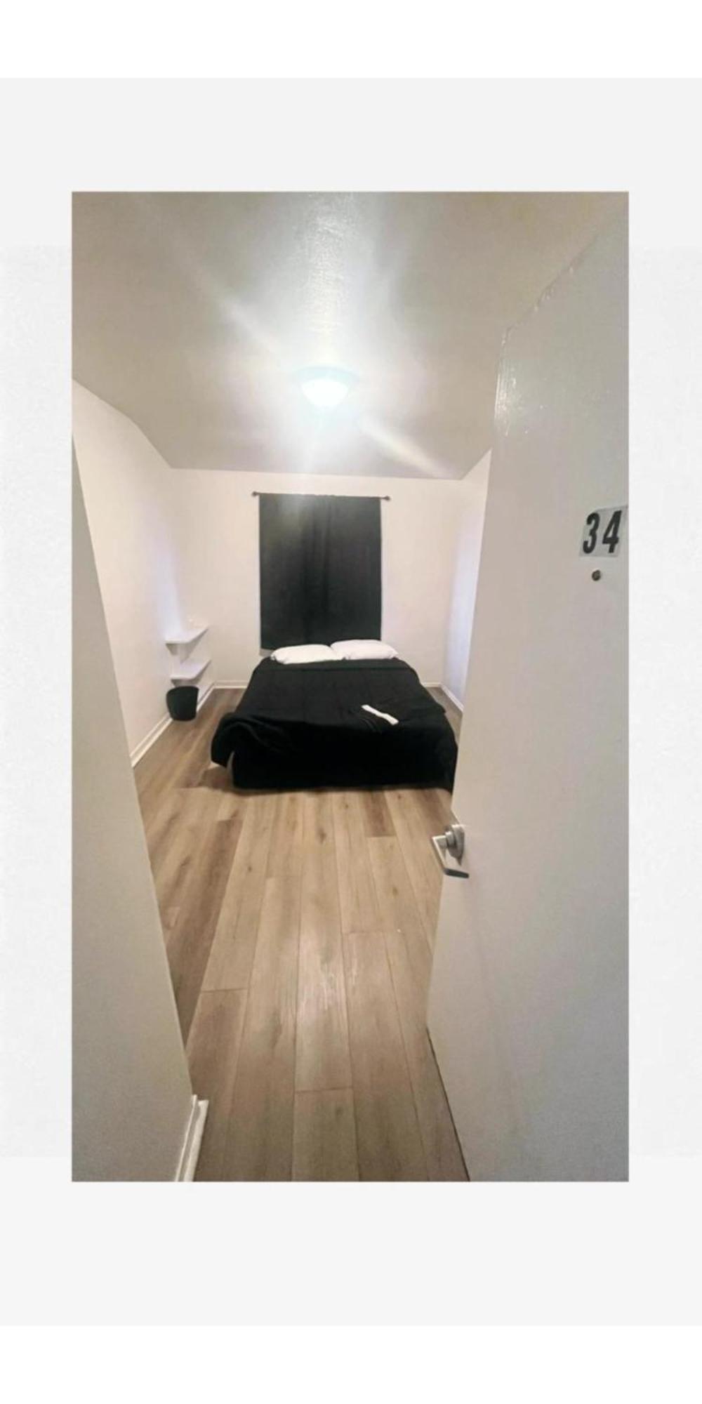 Nuys Downtown Paradise Hostal